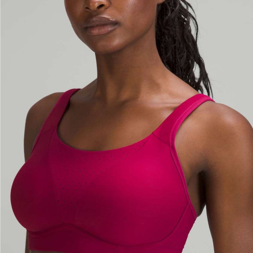 Lululemon Run Times Sports Bra - Magenta - 34B